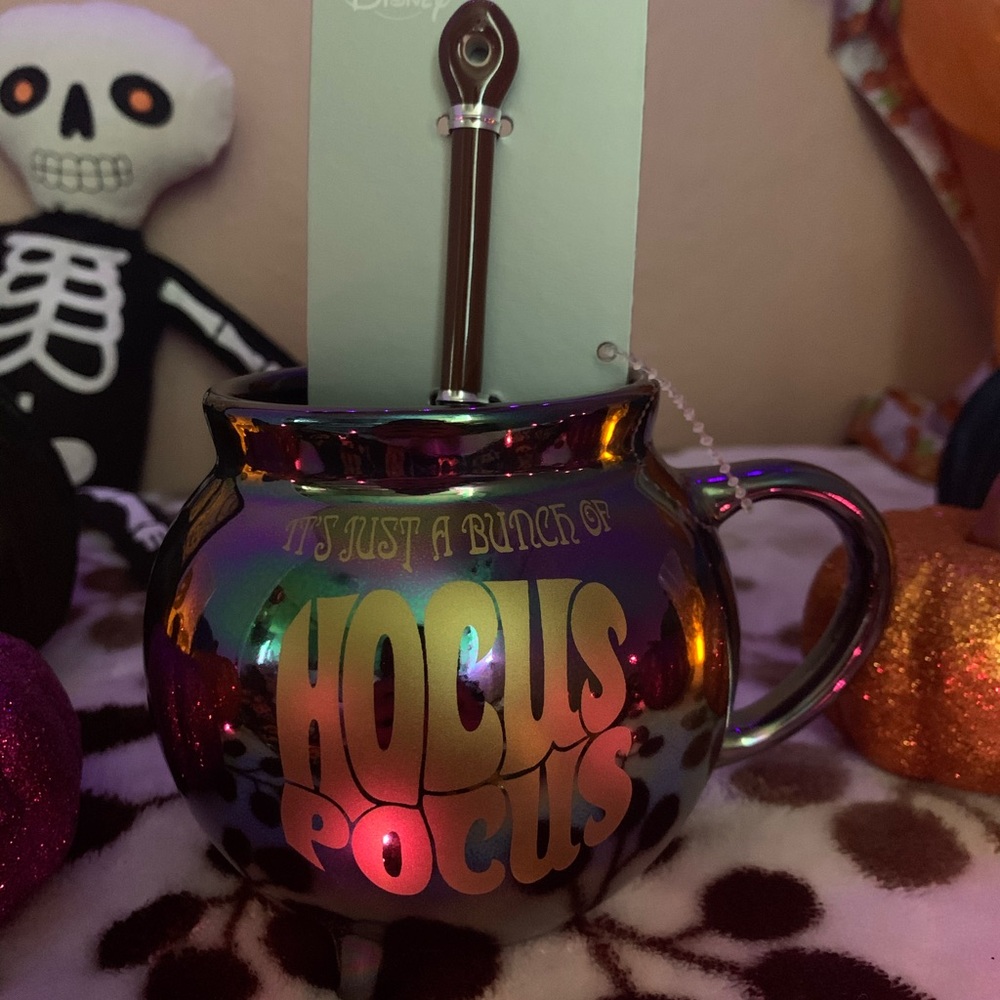 Hocus pocus cauldron mug with spoon
